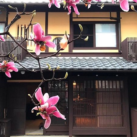 京町家の宿 三石 Кіото Екстер'єр фото